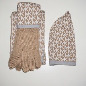 Michael Kors Signature Scarf Gloves Beanie Set